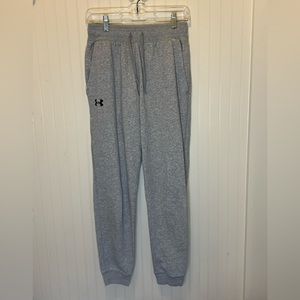 Under Armour women’s small gray sweat pants/ joggers